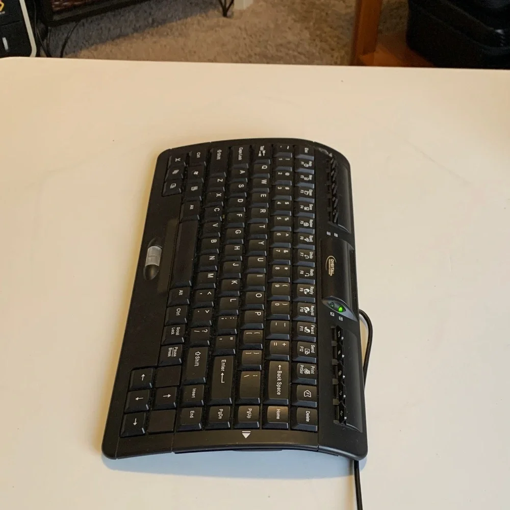 Black Wired Keyboard
